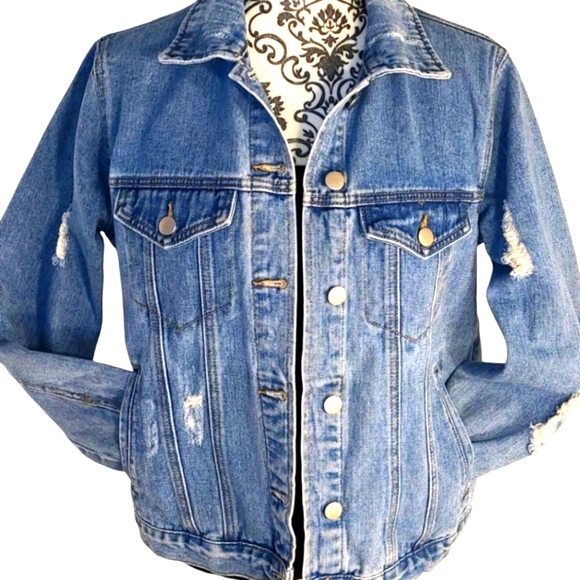 Forever 21 - Rose Embroidered Oversized French Jean Jacket - Picture 2 of 6